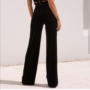 Tiger Mist Like New Black Velvet Pants - Small